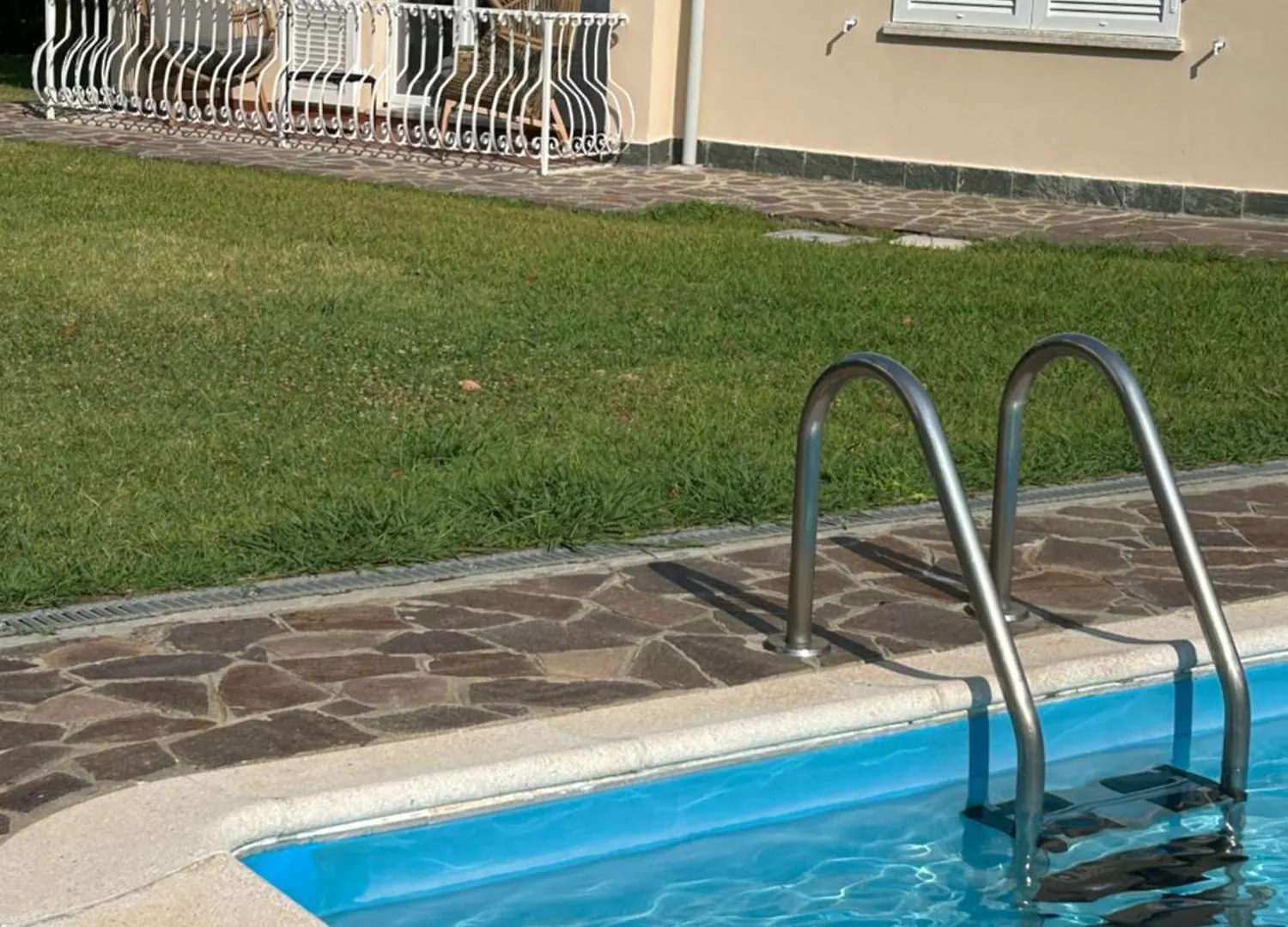 Happy Hippo Apartment Sirmione Itália